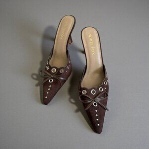 WHITE FOX Brown Faux Suede Bow Mules Heels Size 9 NEW NWOB